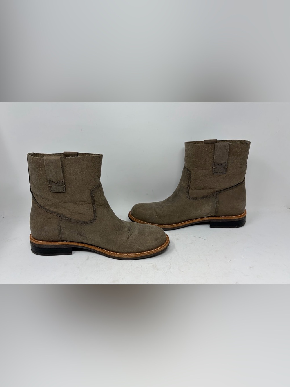 Roots Leather Short Booties Size 7 - Picture 5 of 8